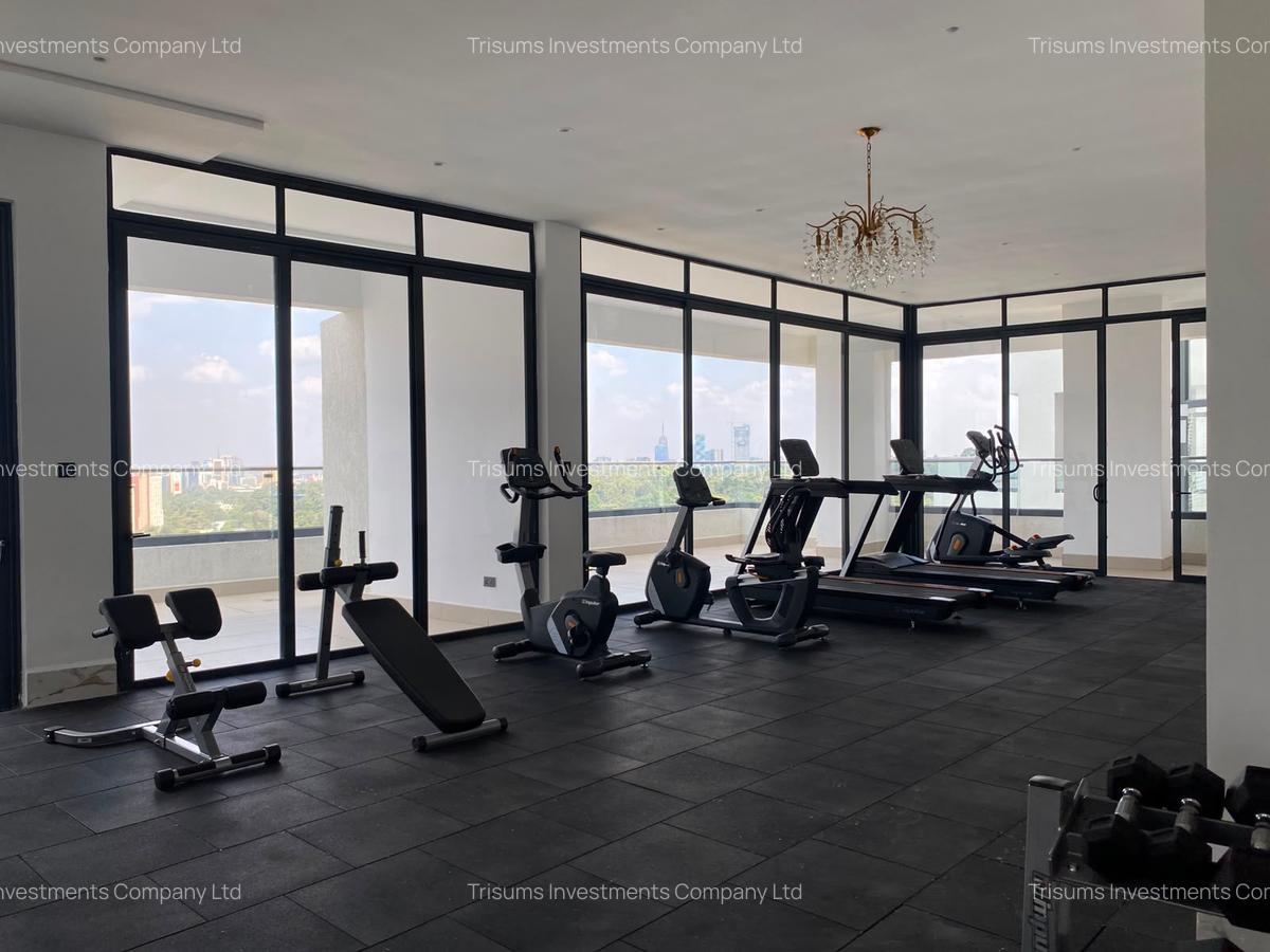 3 Bed Apartment with En Suite in Riverside - 14