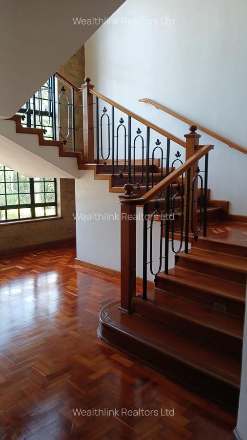 4 Bed Townhouse with En Suite at Karen - 5
