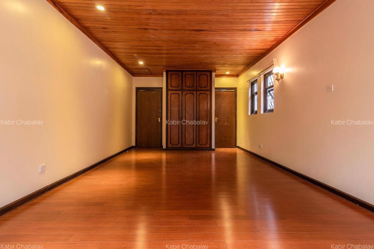 4 Bed House with En Suite at Muthaiga Road - 14