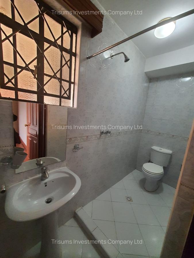 3 Bed Apartment with En Suite in Riverside - 15
