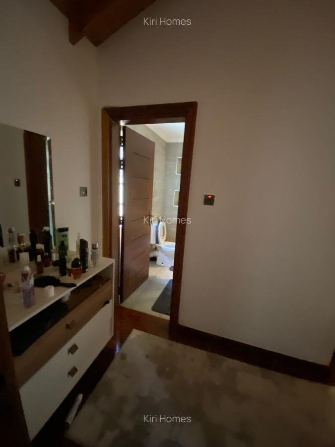 2 Bed Townhouse with En Suite in Runda - 3