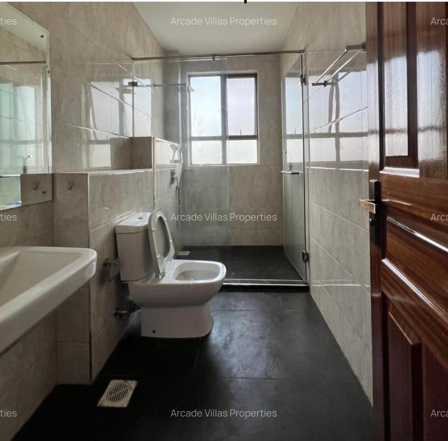 3 Bed Apartment with En Suite in Kileleshwa - 9