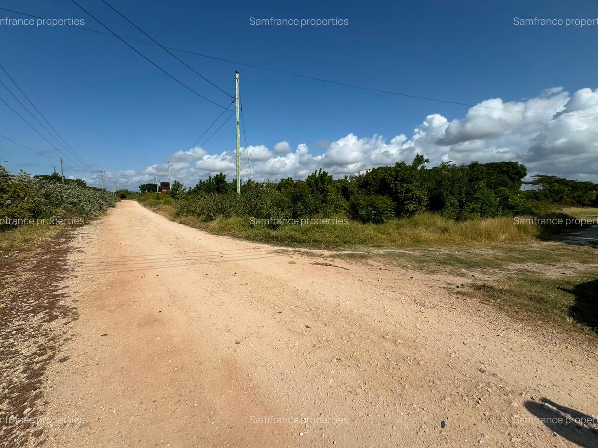 2 ac Residential Land at Kalua - 4