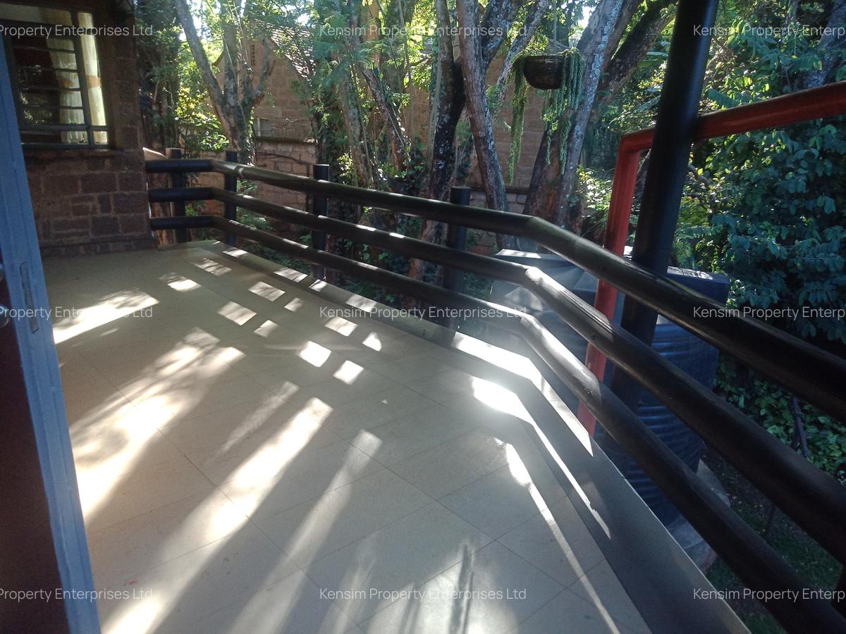 5 Bed Townhouse with En Suite in Kitisuru - 4