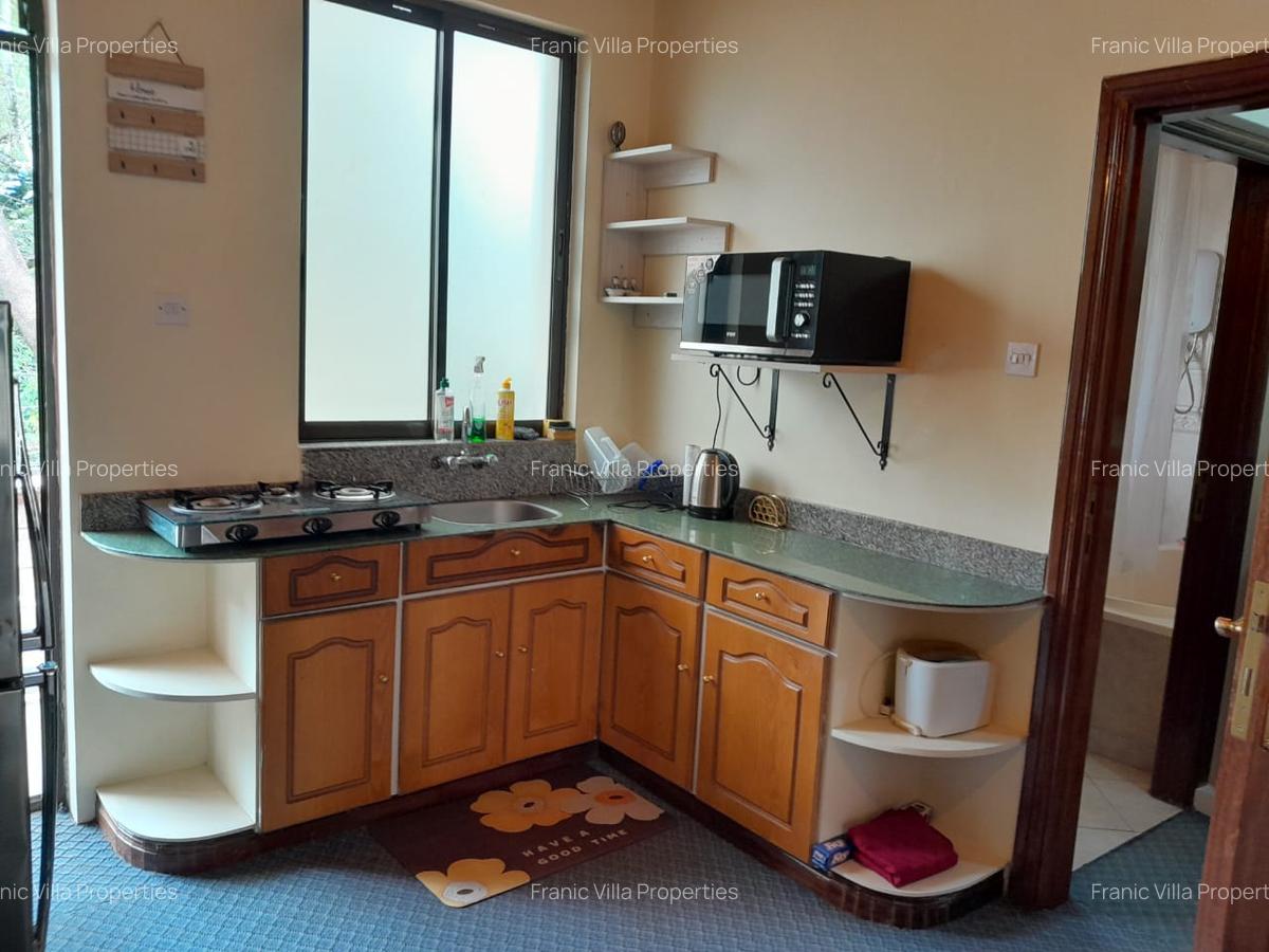 1 Bed House with En Suite at Nyari Central - 2