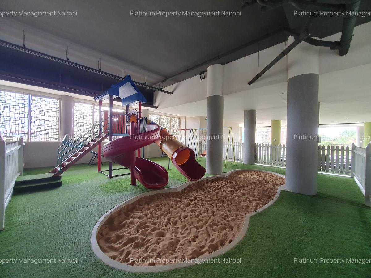 4 Bed Apartment with En Suite at Parklands Rd - 19