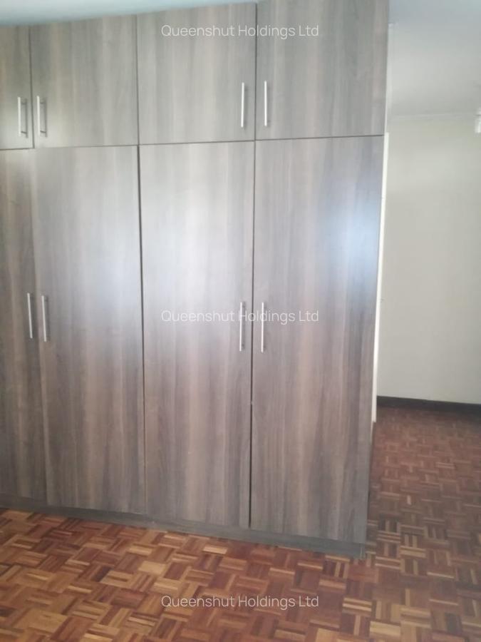 5 Bed House with En Suite in Kitisuru - 9