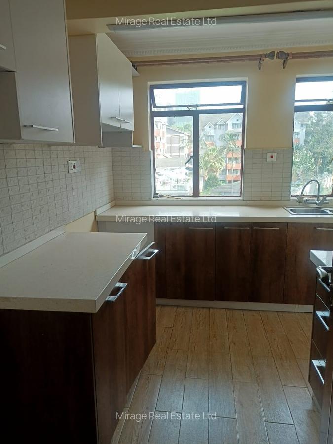 2 Bed Apartment with Parking in Kilimani - 13