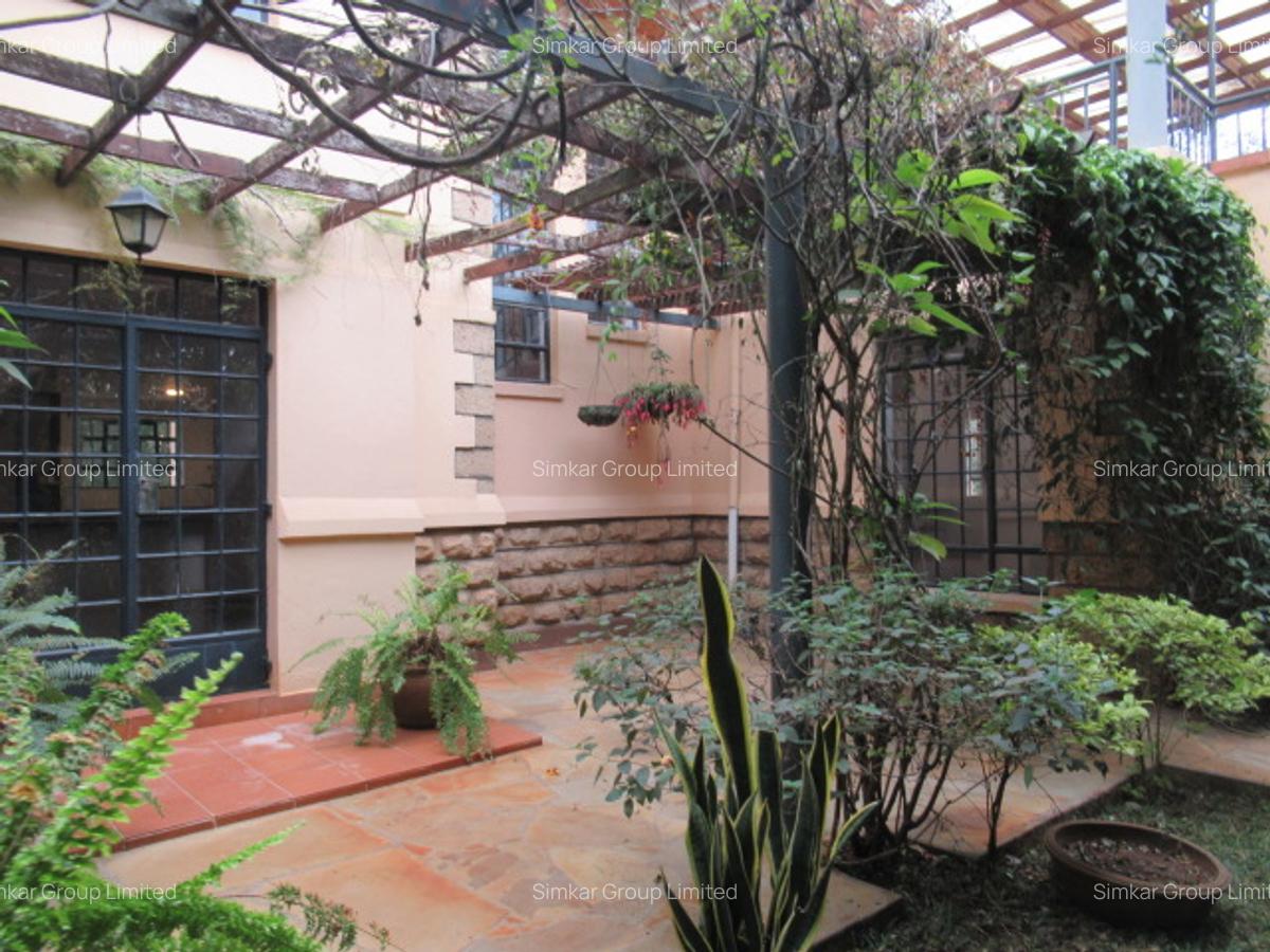 4 Bed Villa with En Suite at Runda - 2
