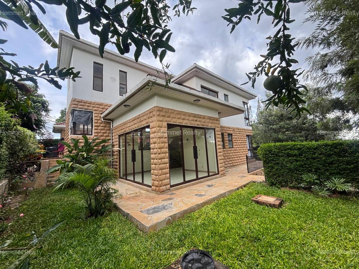 4 Bed Townhouse with En Suite in Kiambu Road - 1