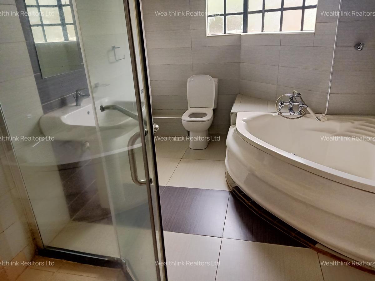 4 Bed Townhouse with En Suite at Runda Palm - 8