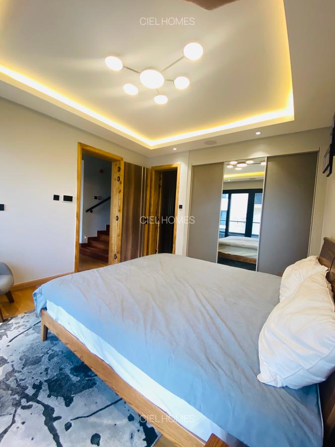 4 Bed Villa with En Suite at Jacaranda - 15