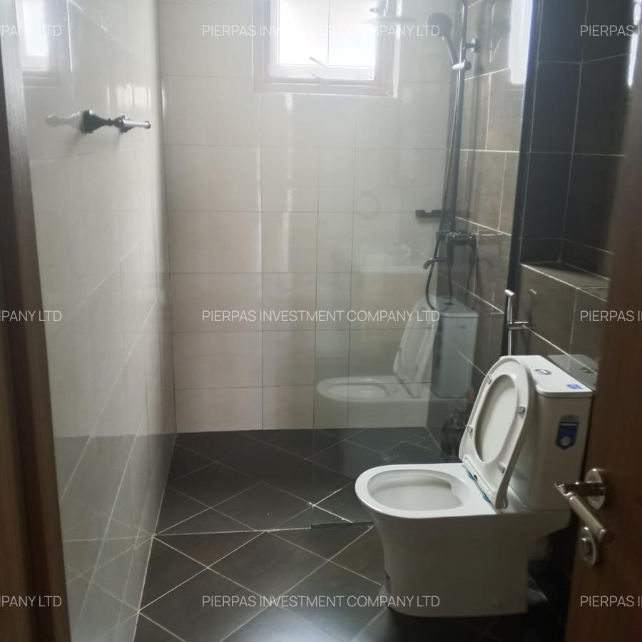 3 Bed Apartment with En Suite in Westlands Area - 16