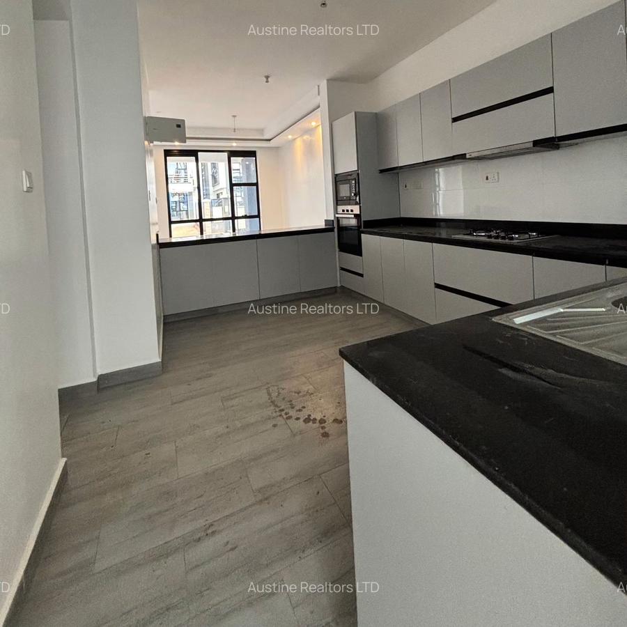 4 Bed Townhouse with En Suite at Eastern Bypass - 7