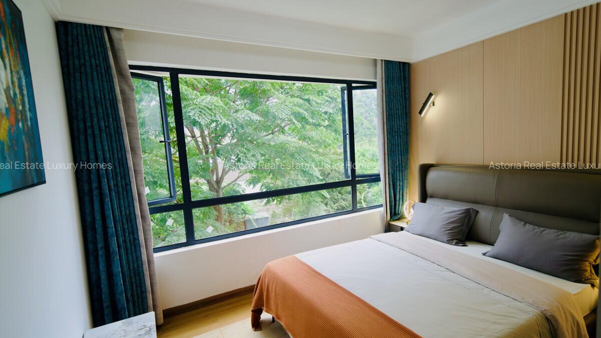 3 Bed Apartment with En Suite at 2026-404 - 15