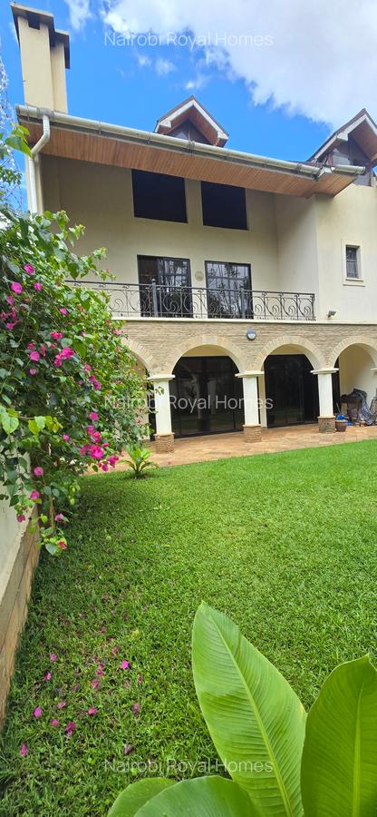 5 Bed Townhouse with En Suite at Lavington Convent Drive - 4