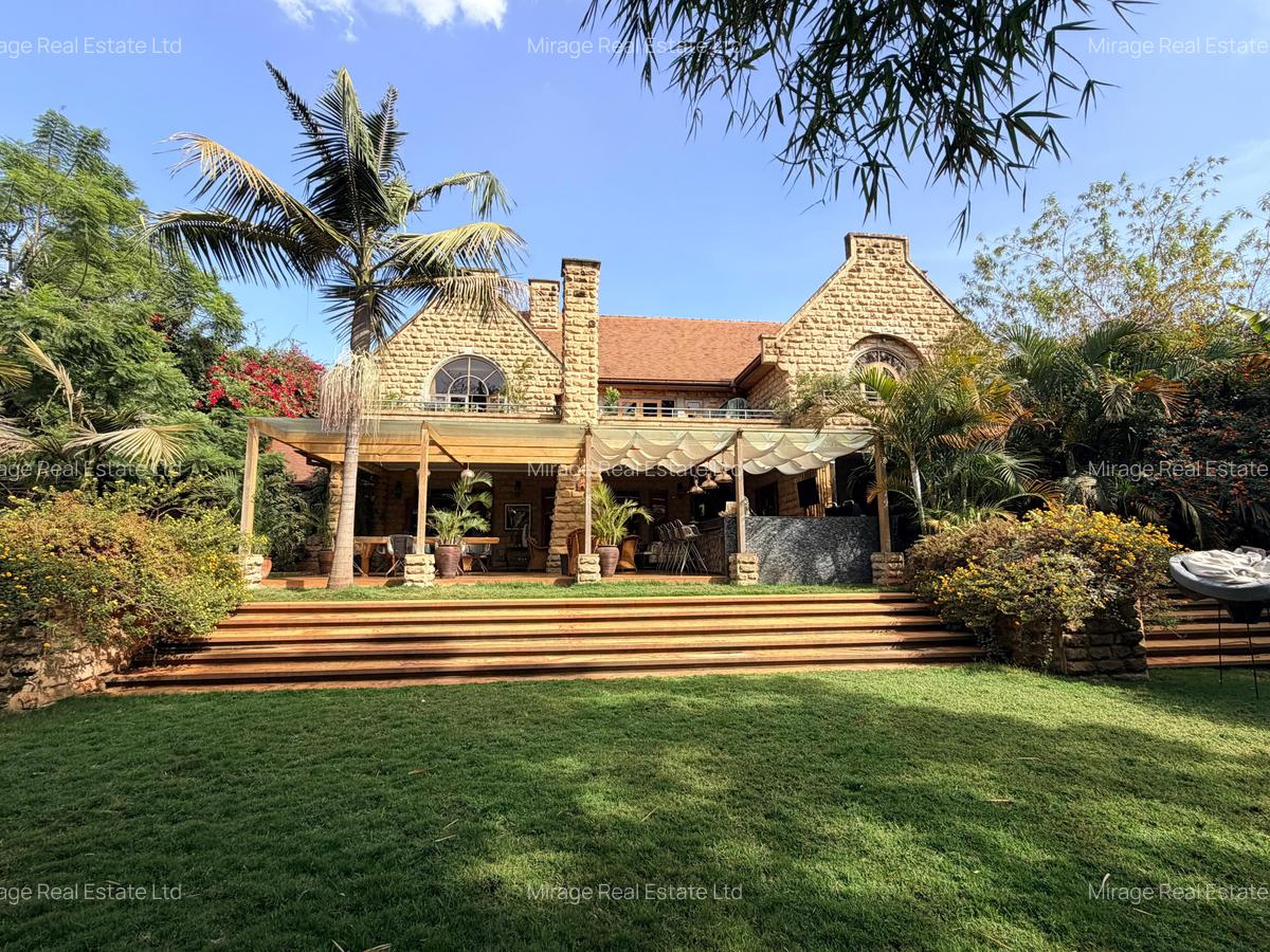5 Bed House with En Suite in Karen - 3
