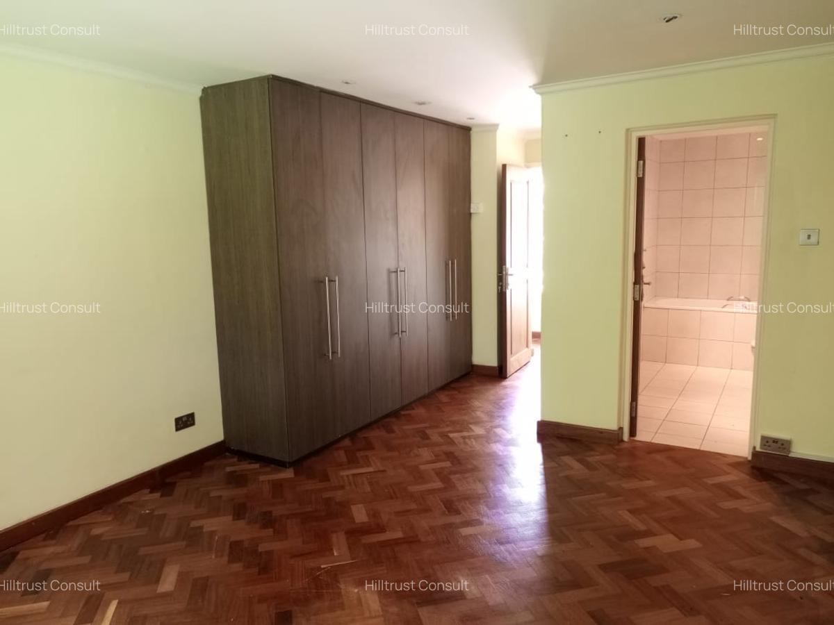4 Bed House with En Suite in Muthaiga - 14