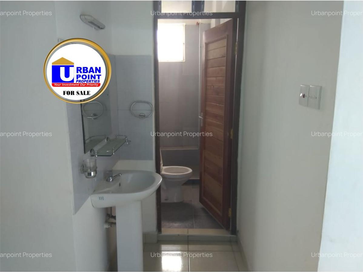 2 Bed Apartment with En Suite at Vescon - 6