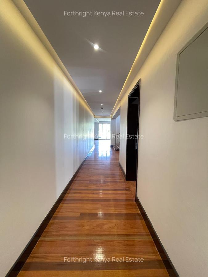 4 Bed House with En Suite at Runda - 18