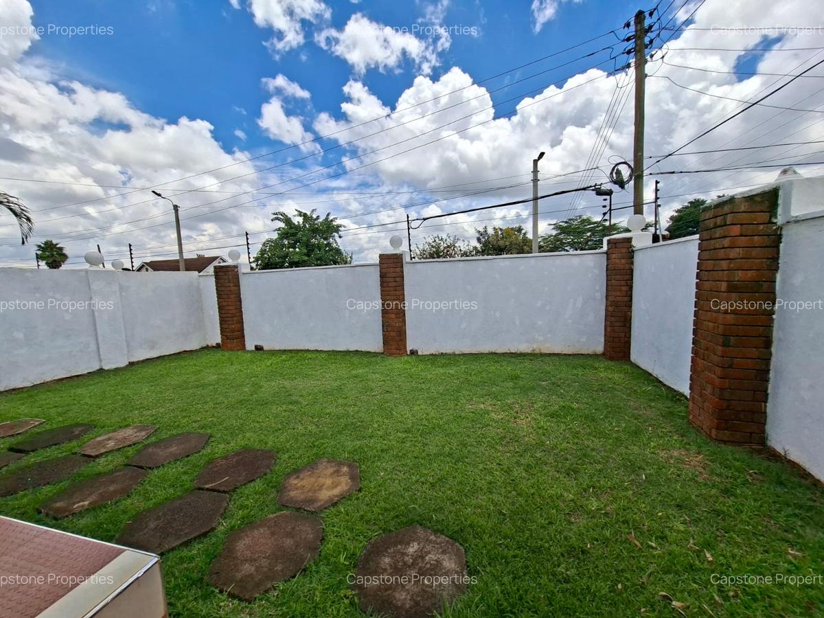 2 Bed House with En Suite in Runda - 2