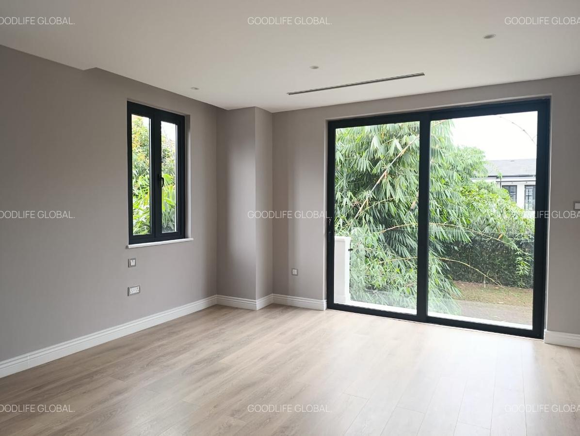 5 Bed Villa with En Suite at Runda - 19