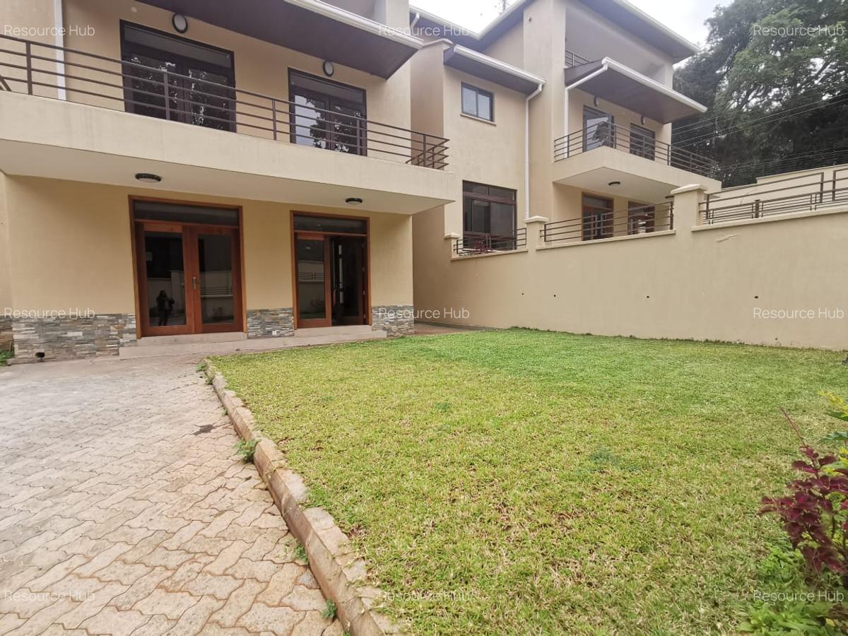5 Bed Townhouse with En Suite at Lavington Green - 2