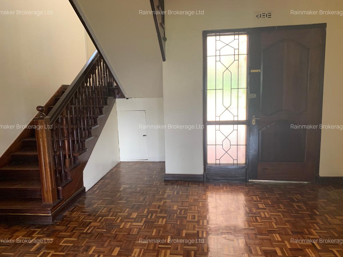 5 Bed House with En Suite in Gigiri - 12