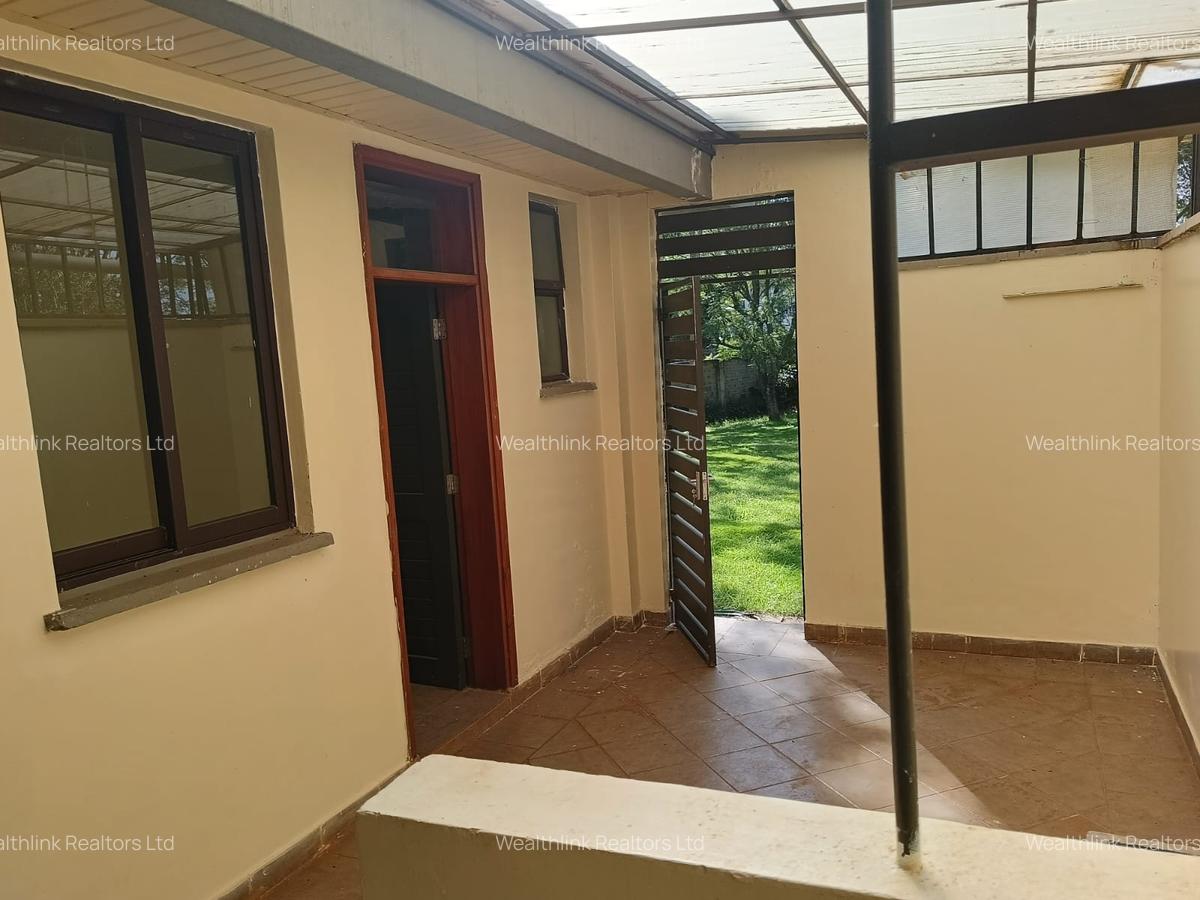 4 Bed Townhouse with Swimming Pool at Ridgeways - 6