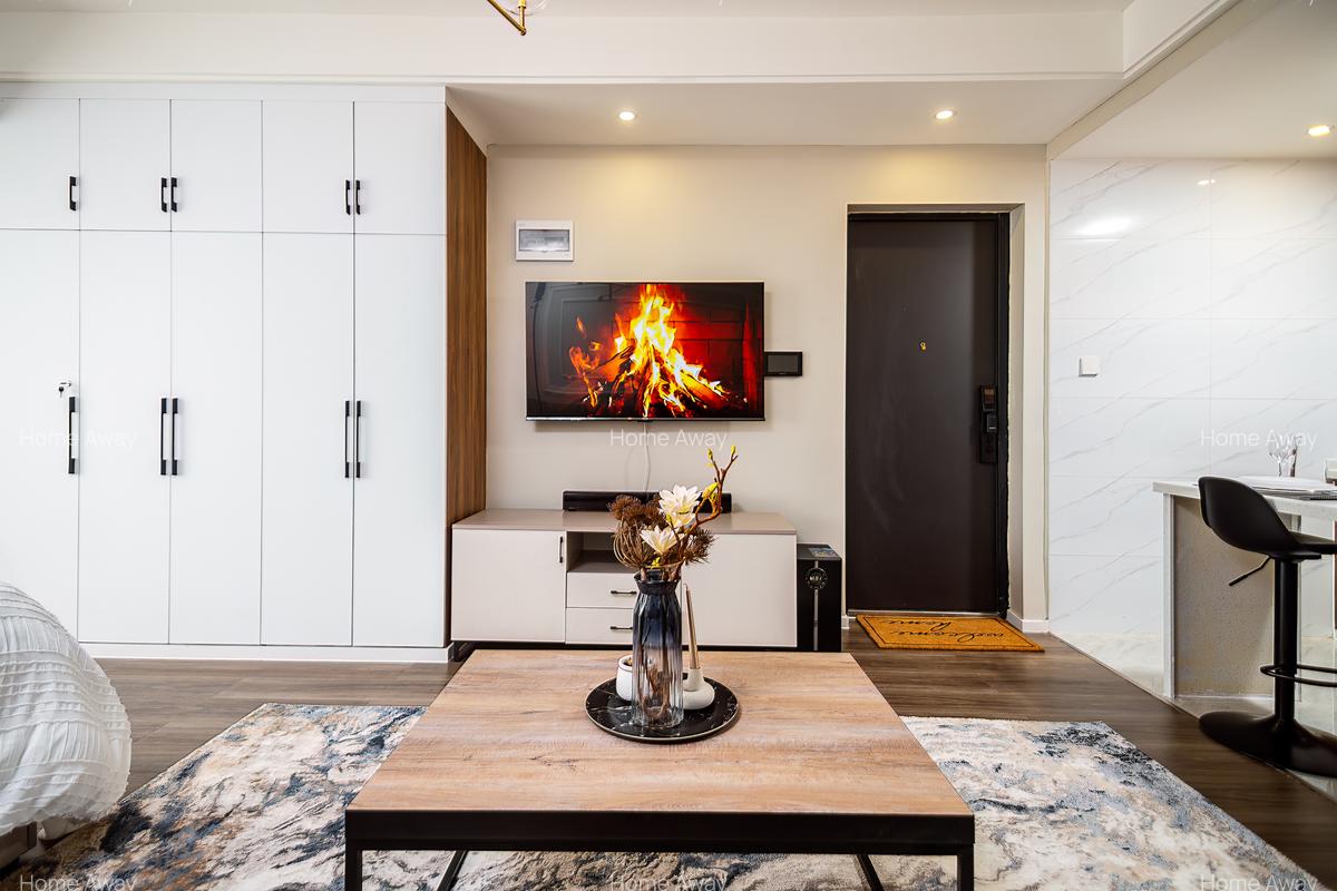 Furnished Studio Apartment with Swimming Pool at Jabavu Lane - 5