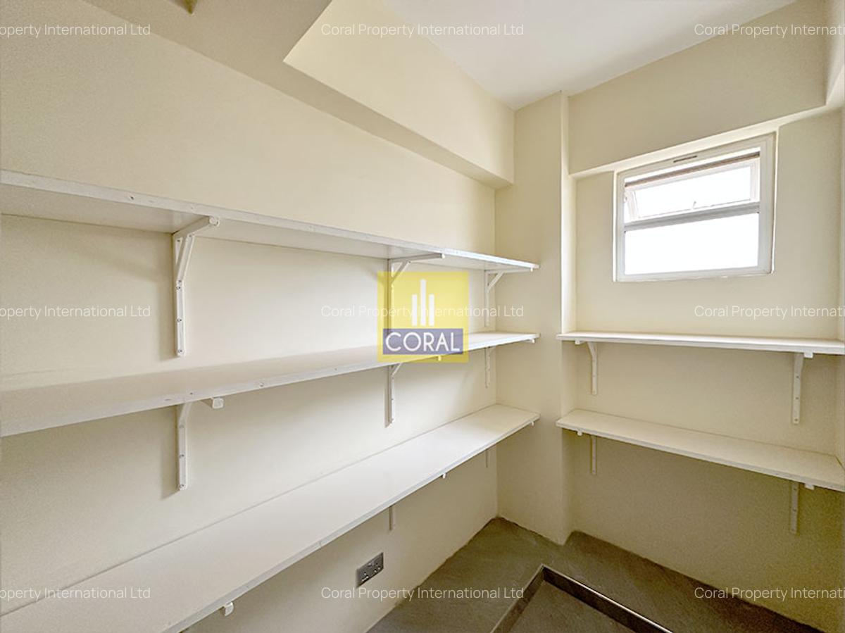 4 Bed Apartment in Parklands - 6