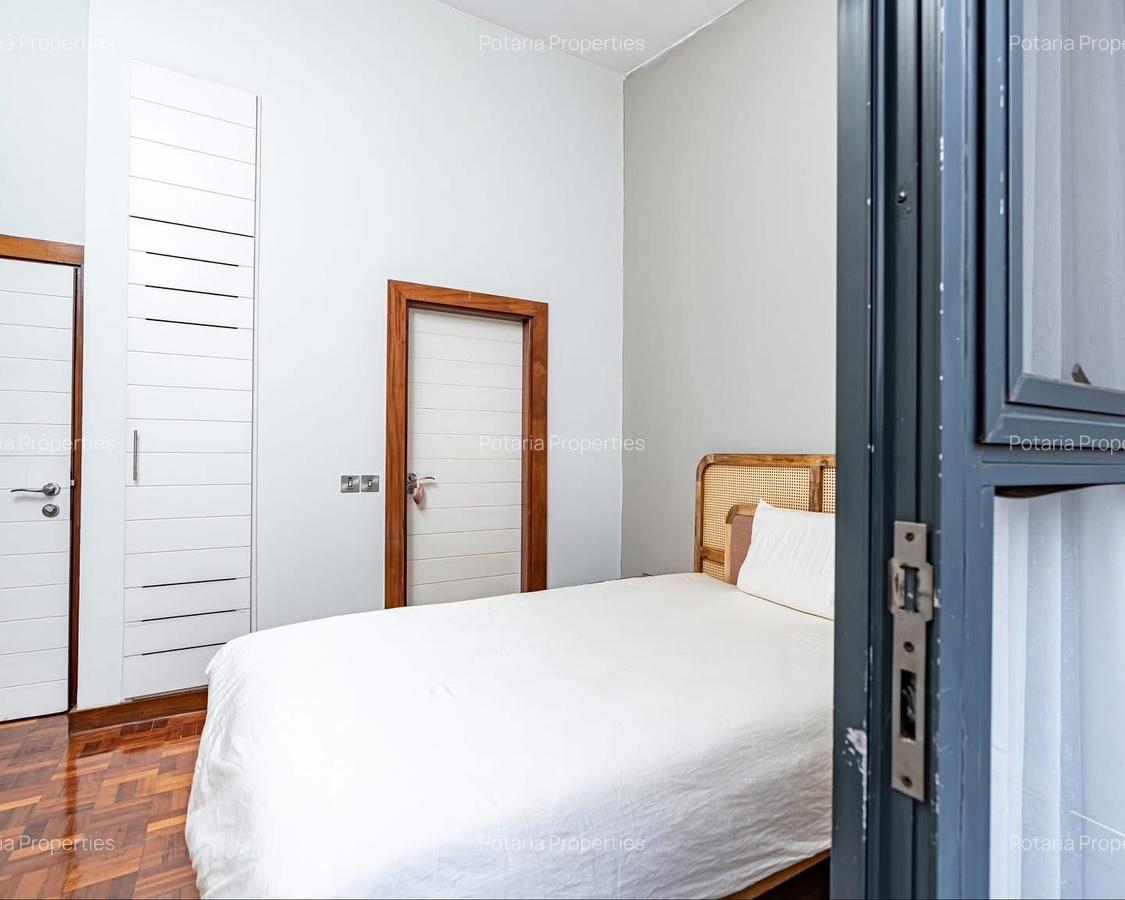 Serviced 3 Bed Apartment with En Suite in Westlands Area - 12