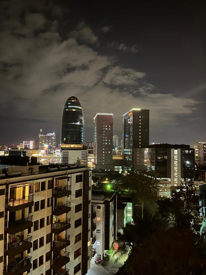 2 Bed Apartment with En Suite at Westlands - 2