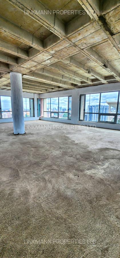 4,100 ft² Office with Service Charge Included in Parklands - 6