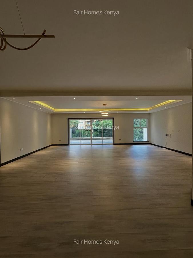 3 Bed Apartment with En Suite at Riverside Drive - 3