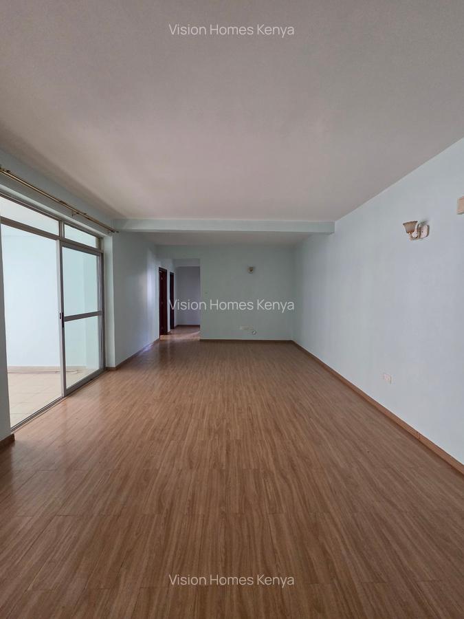3 Bed Apartment with En Suite in Lavington - 1