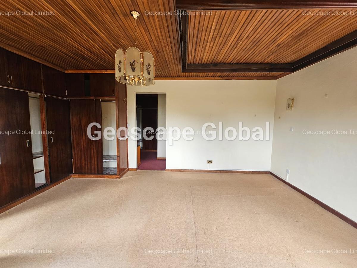 4 Bed House with En Suite in Runda - 7