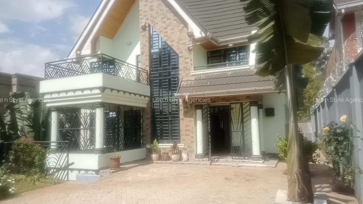 5 Bed Townhouse with En Suite in Runda - 4