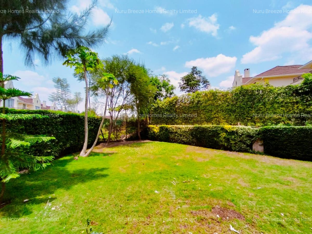 4 Bed Townhouse with En Suite in Kiambu Road - 10