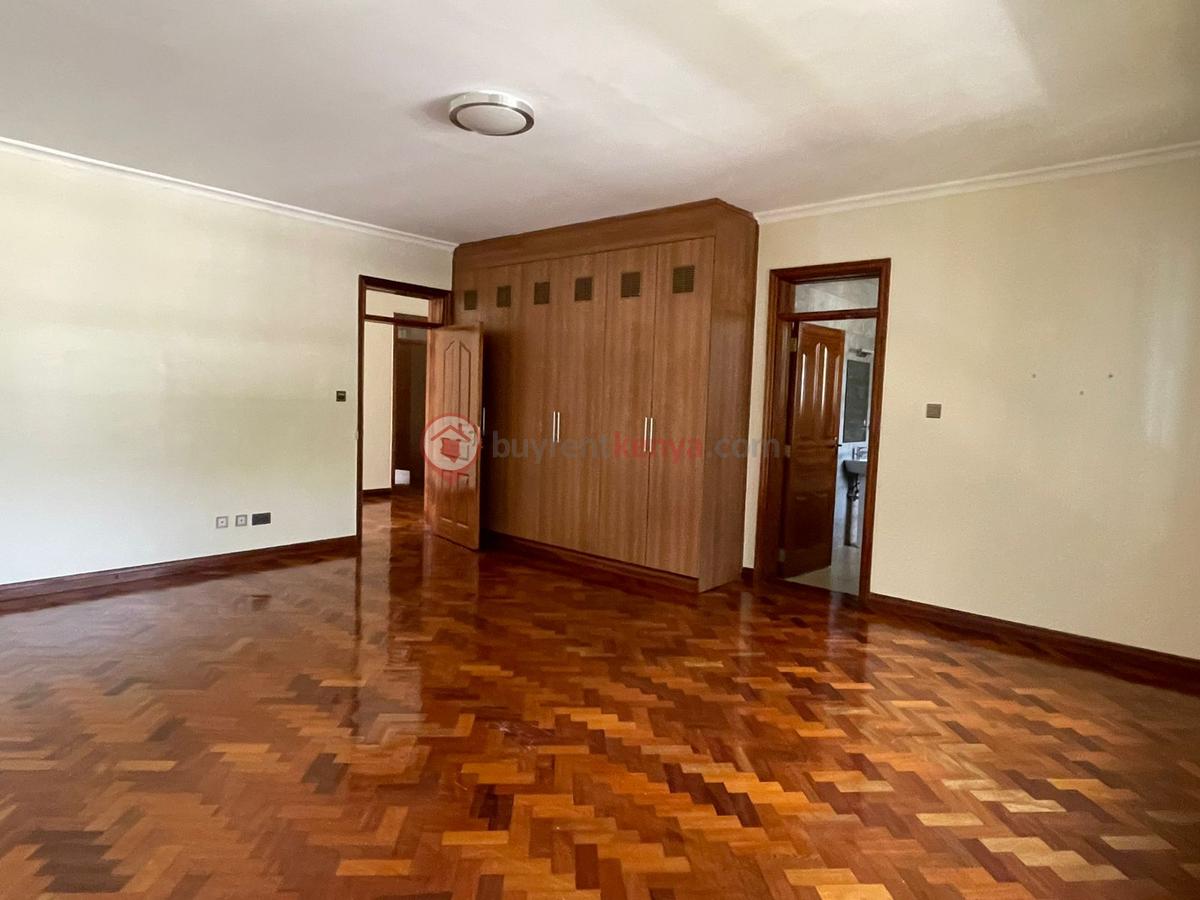 3 Bed Townhouse with En Suite in Karen - 12
