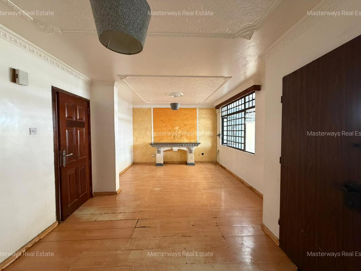 4 Bed Townhouse with En Suite in South C - 2