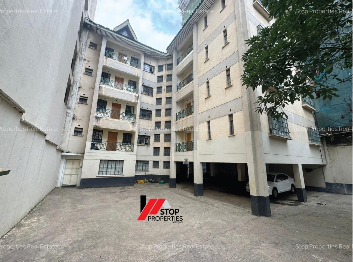 2 Bed Apartment with En Suite at City Park Estate - 1