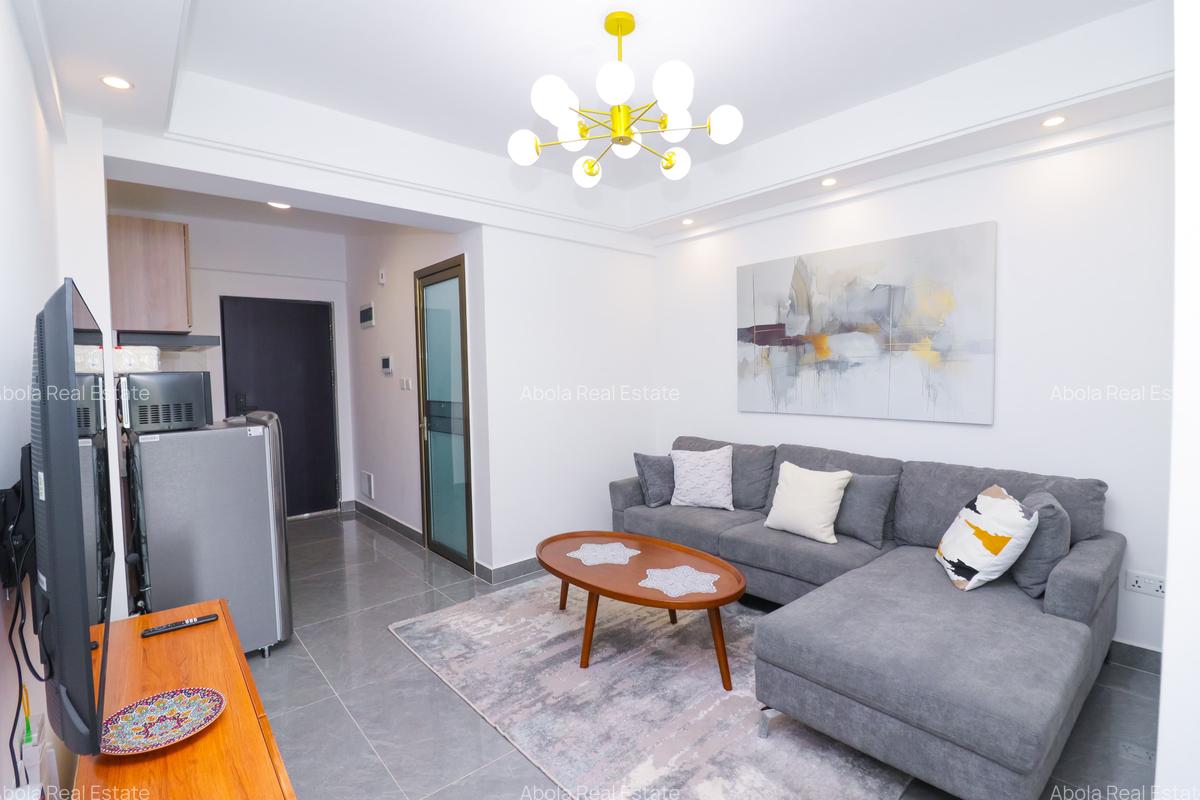 Serviced 1 Bed Apartment with En Suite in Riverside - 5