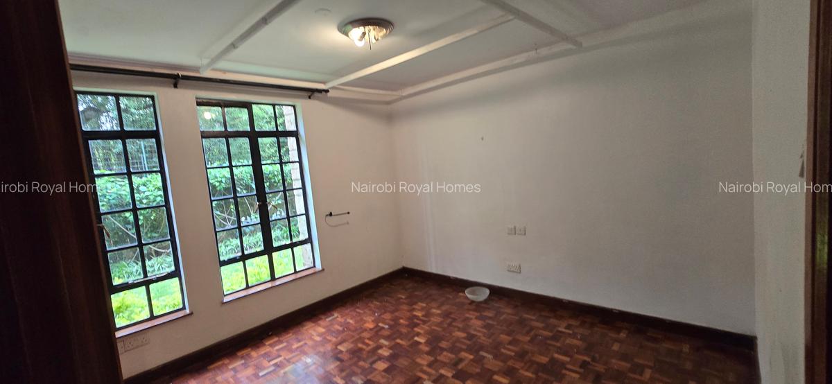 3 Bed Apartment with En Suite at Valley Arcade - 12