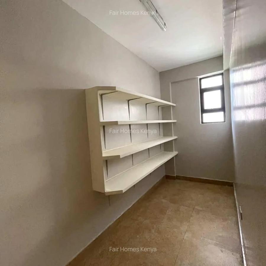 4 Bed Apartment with En Suite at Riverside Drive - 4