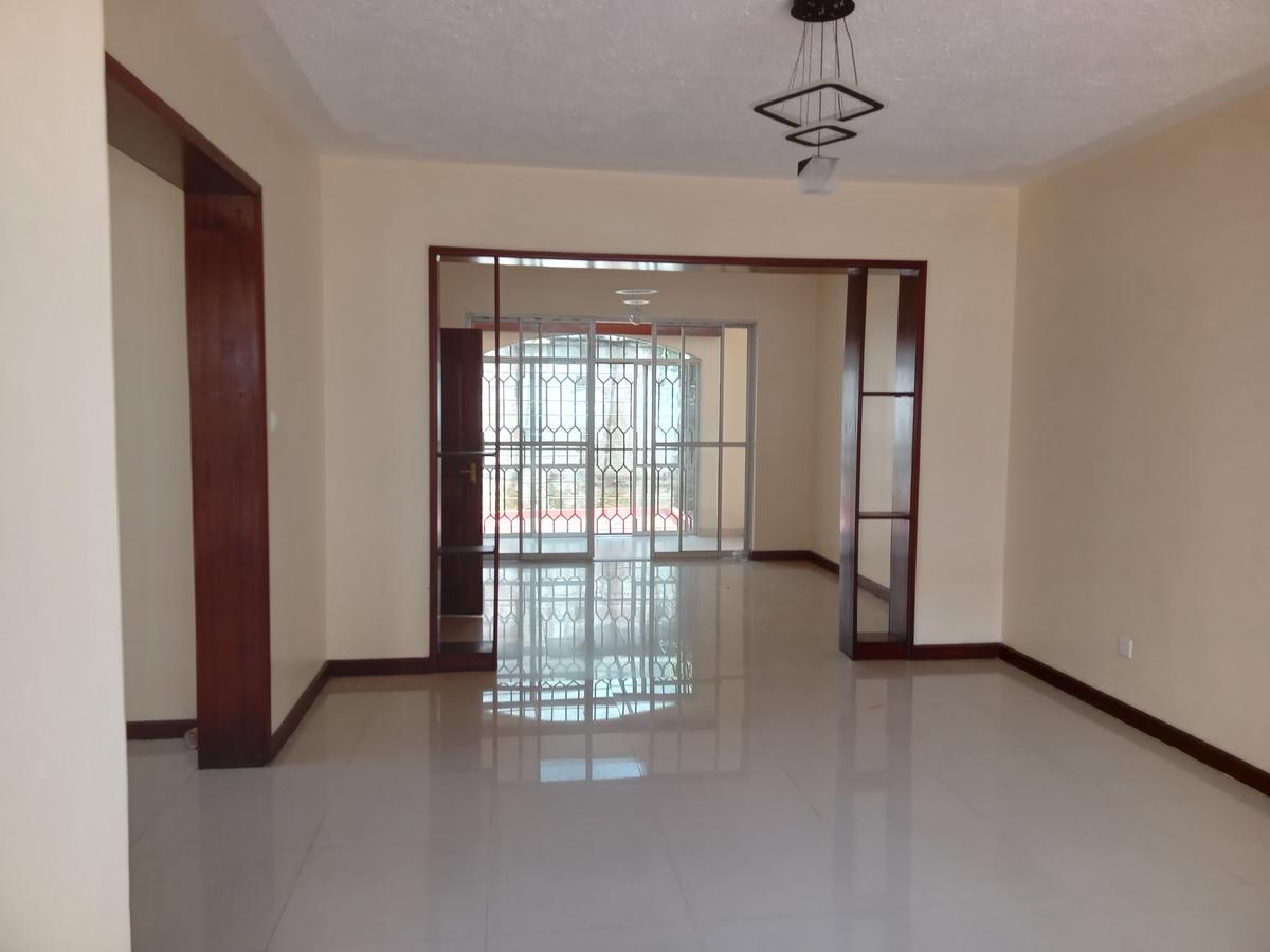 4 Bed Townhouse with En Suite at Lavington Estate Nairobi - 3