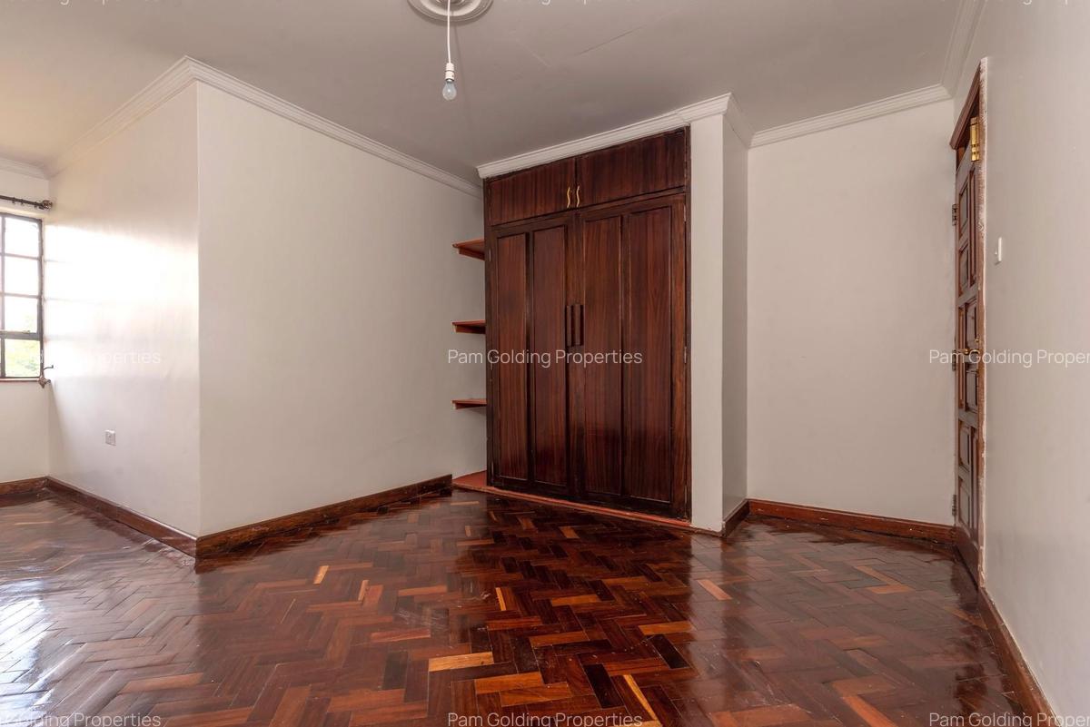 4 Bed House at Muthaiga North - 9