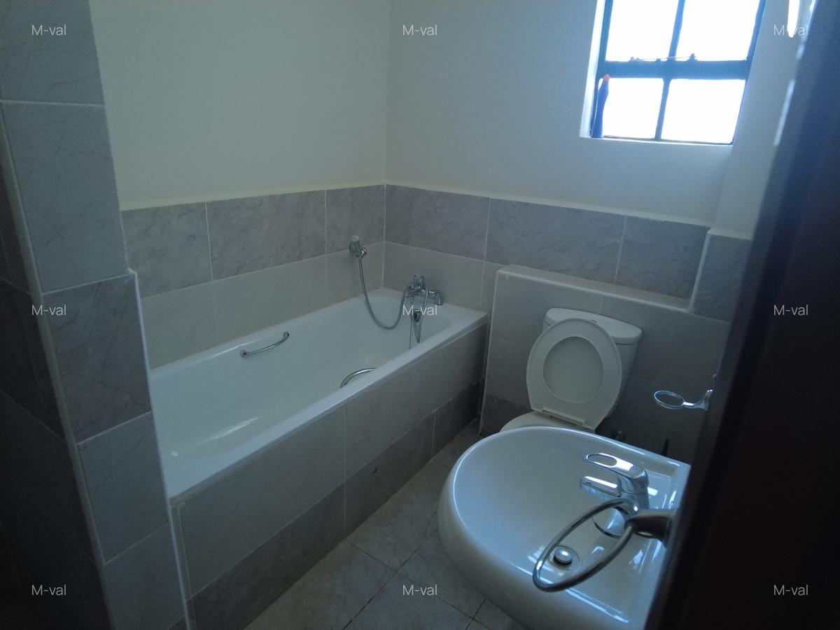 2 Bed Apartment with En Suite at Namanga Road - 8