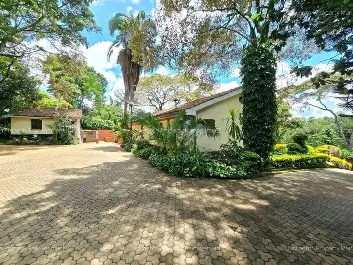 4 Bed House with En Suite at Loresho - 2