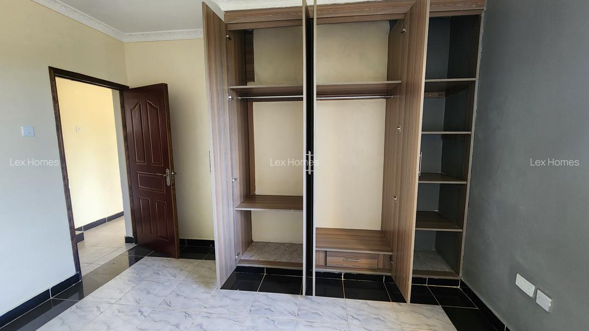 4 Bed House with En Suite at Kahuho - 13